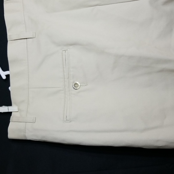 Dockers Signature Khakis, Classic Fit Versatile Pants Size - Picture 11 of 15